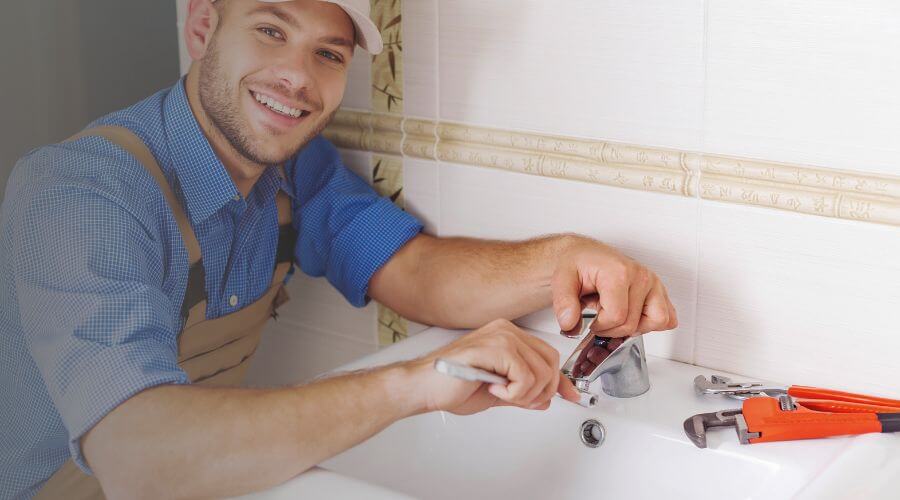 Handle or spout repair in Gainestown, AL
